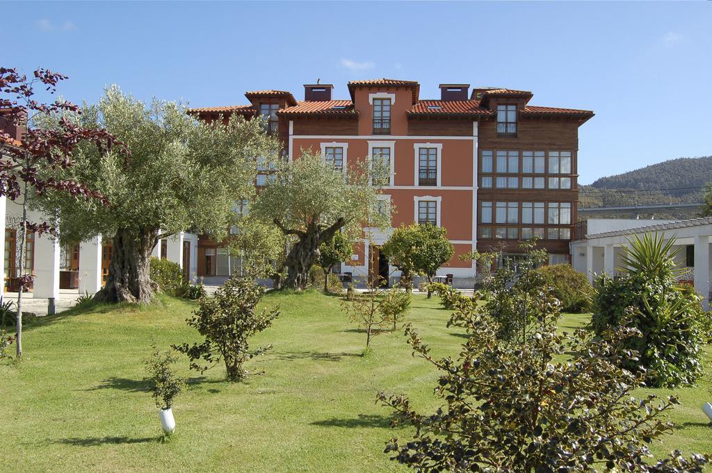 Hotel La Casona de Lupa El Penedo Exterior foto